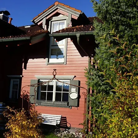 Appartement Ferienwohnung Romantik Im Roten Haus *