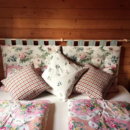 Appartement Ferienwohnung Romantik Im Roten Haus