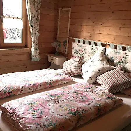 Apartment Ferienwohnung Romantik Im Roten Haus Fussen